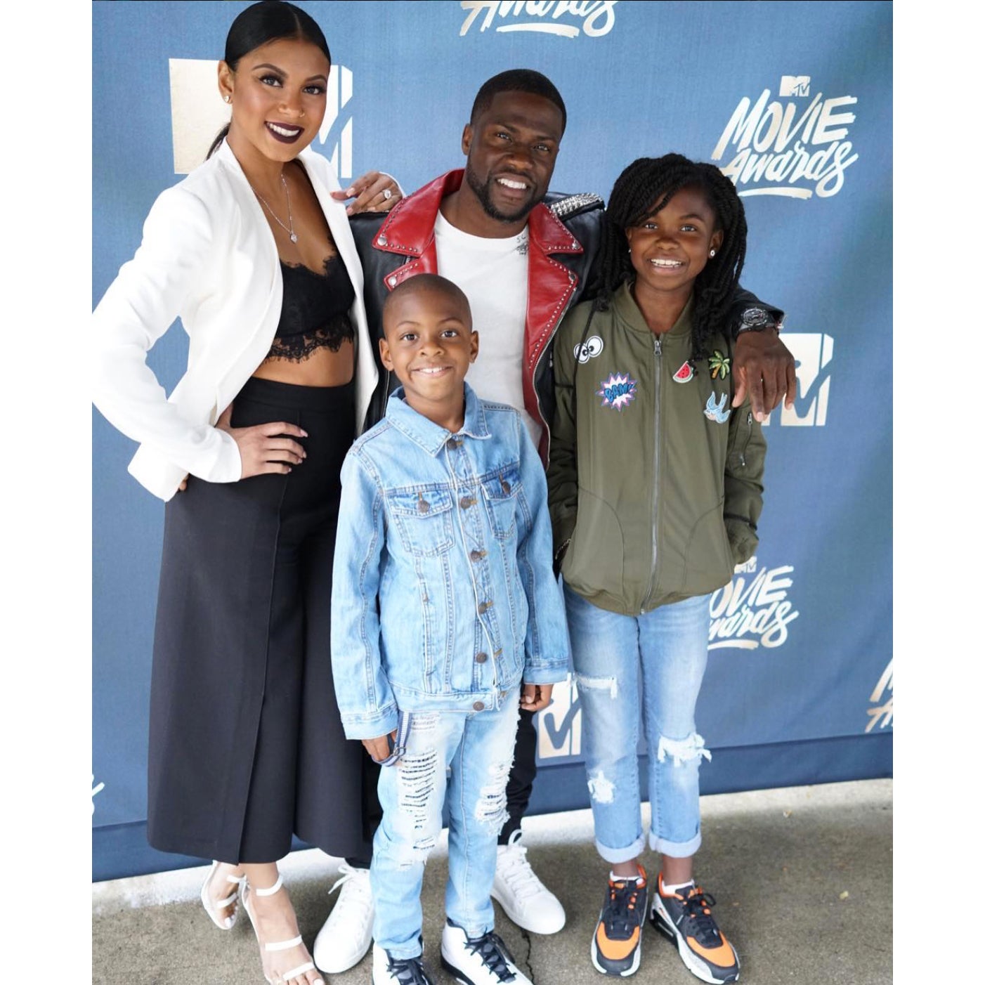 15 Adorable Photos Of Kevin Hart With His Kids

